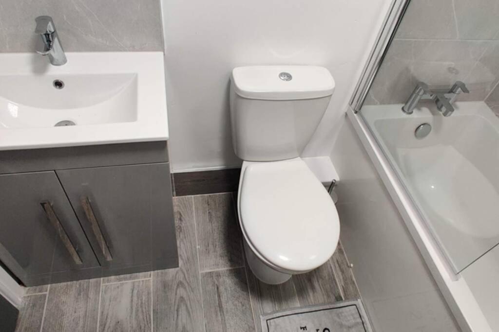 Brand New Designer Apartments In Liverpool - Newsham Park L6 Buitenkant foto