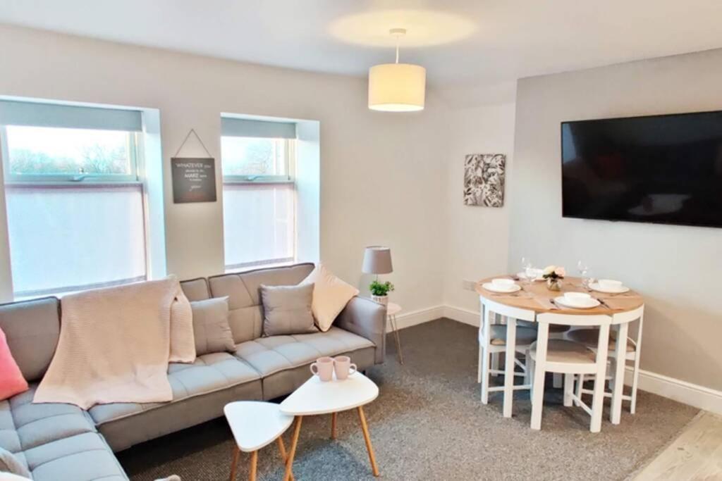 Brand New Designer Apartments In Liverpool - Newsham Park L6 Buitenkant foto